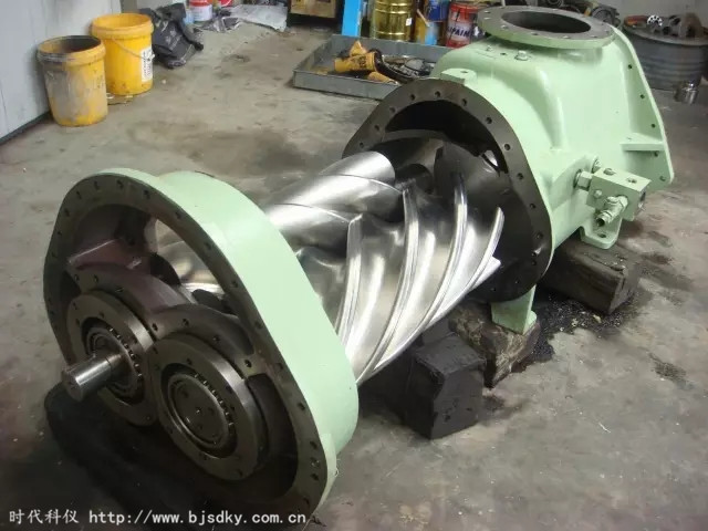 螺桿式空壓機不能平穩運行問題-時代科儀1_副本.jpg 螺桿式空壓機不能平穩運行問題-時代科儀1_副本.jpg