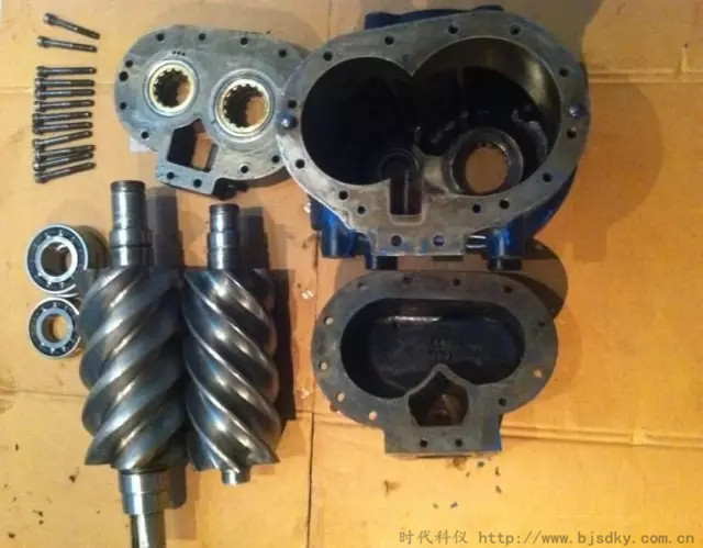 螺桿式空壓機(jī)不能平穩(wěn)運(yùn)行問(wèn)題-時(shí)代科儀2_副本.jpg 螺桿式空壓機(jī)不能平穩(wěn)運(yùn)行問(wèn)題-時(shí)代科儀2_副本.jpg